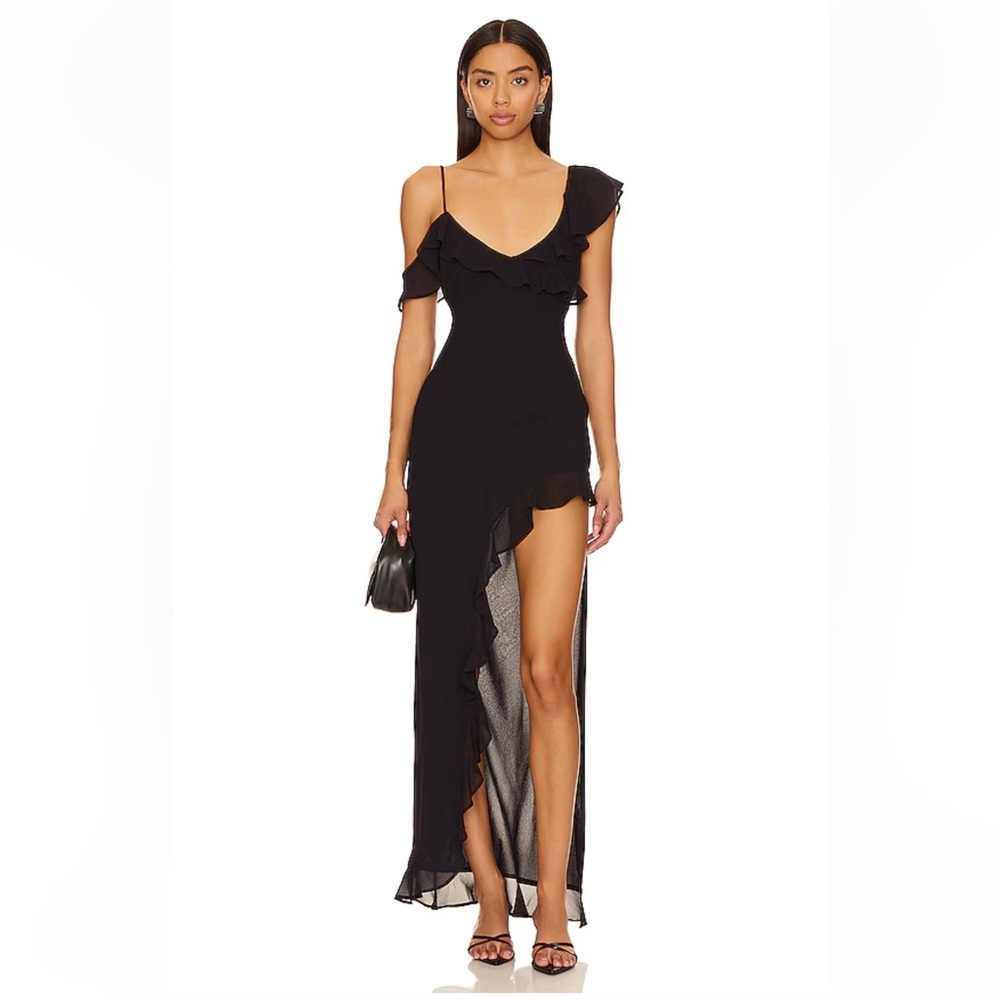 Runaway The Label Vacanza Maxi Dress Black
Ruffle chiffon gown Revolve S